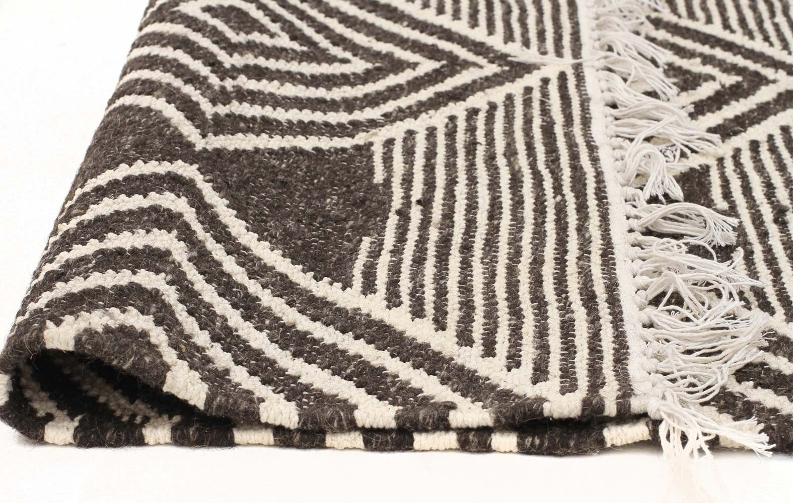 Rhythm Dance Charcoal Rug - Fantastic Rugs