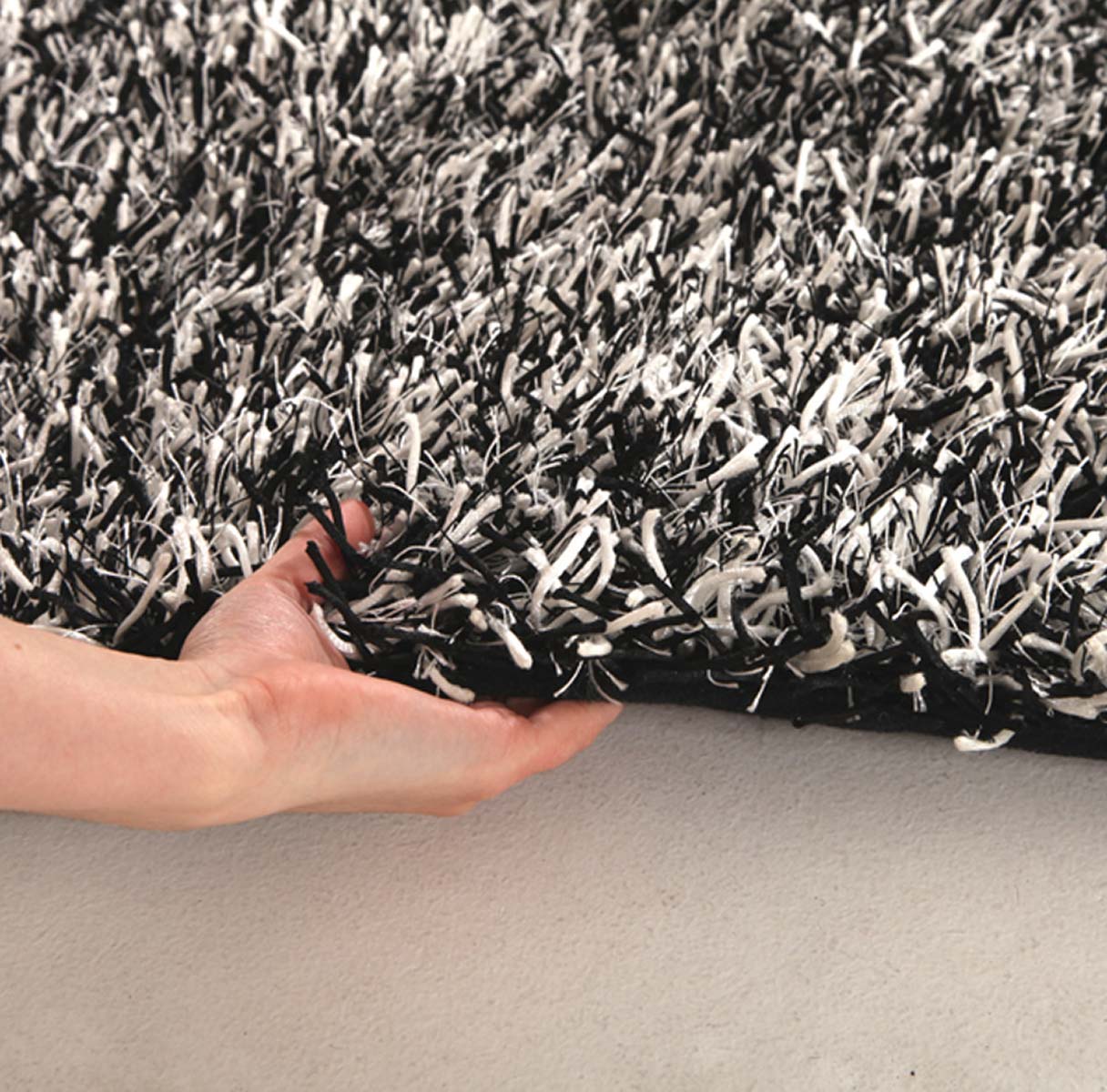 Metallic Thick, Thin Shag Rug Black, Off White - Fantastic Rugs