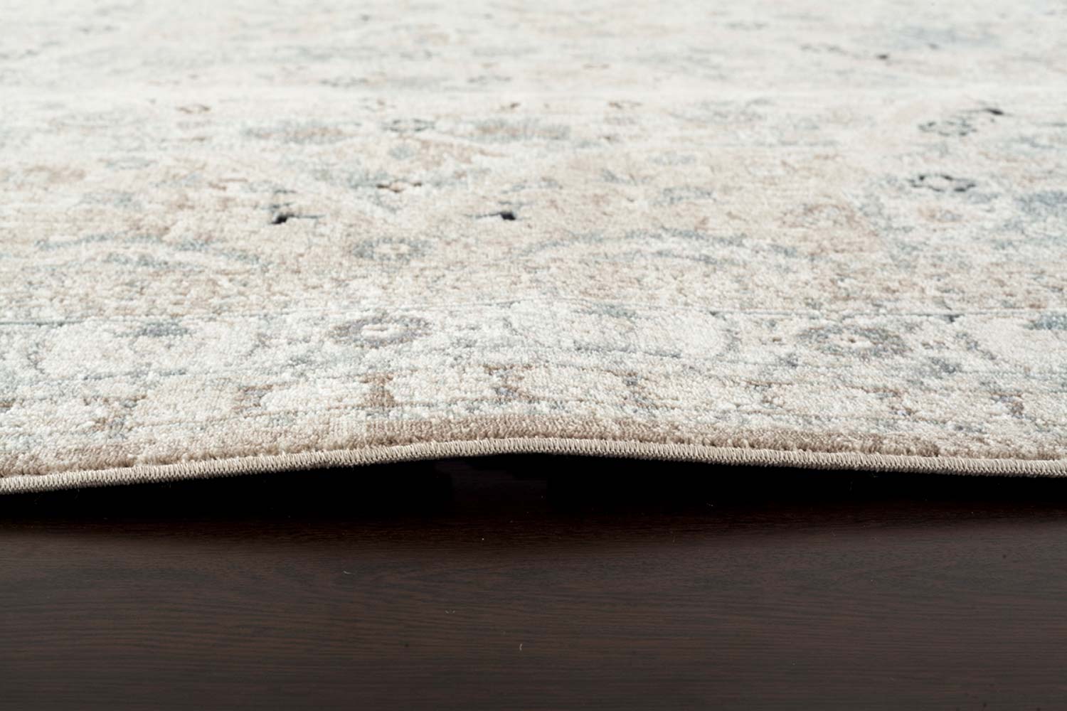 Esquire Central Traditional Beige Rug - Fantastic Rugs