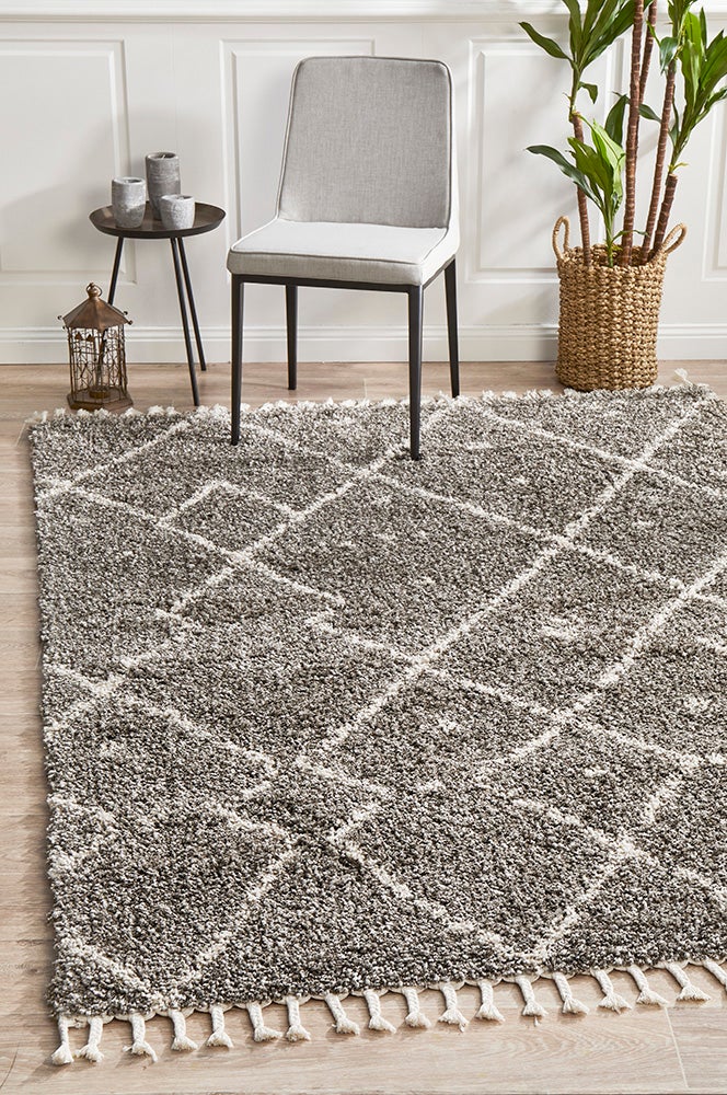 Saffron 44 Grey Rug